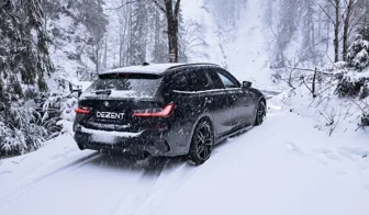 DEZENT TR black BMW3 Heck