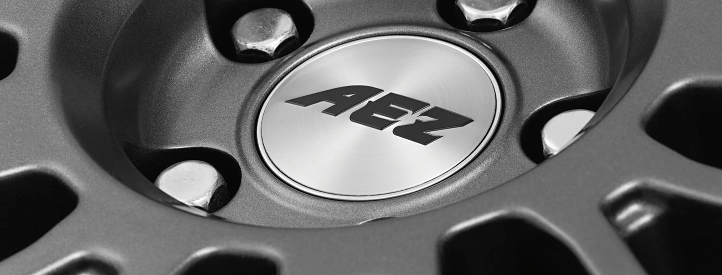 AEZ Strike graphite alloy wheel detail AEZ stamp