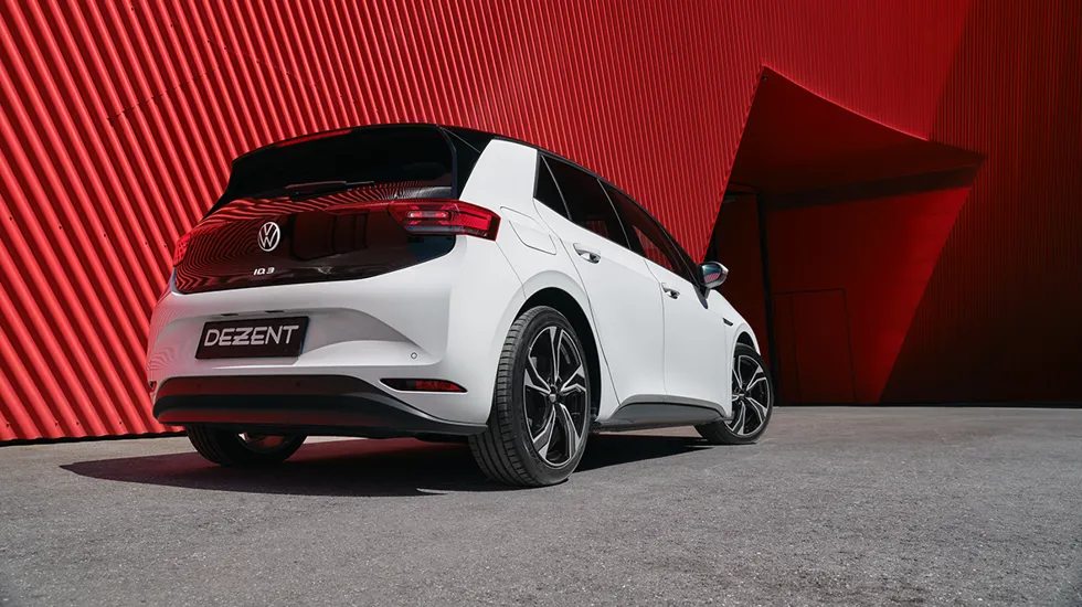 VW ID 3 DEZENT KB DARK DSF8345