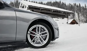 DEZENT TR silver AudiA4 frontal