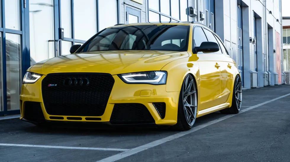 AUDI RS4 Med LND R12 Forged 03