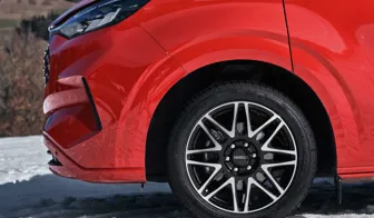 DEZENT KH dark Ford Nugget detail