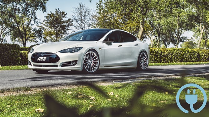 Az AEZ ECE csatlakozást is kínál a Tesla Model 3-hoz.