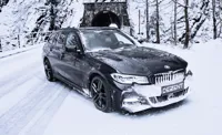 BMW 3-serie touring med DEZENT TR black alufälgar, nya svart vinterfälgar OCL Brorssons fälgspecialisten