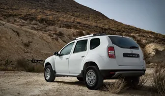 DOTZ 4x4 Dakar Dacia Duster rear
