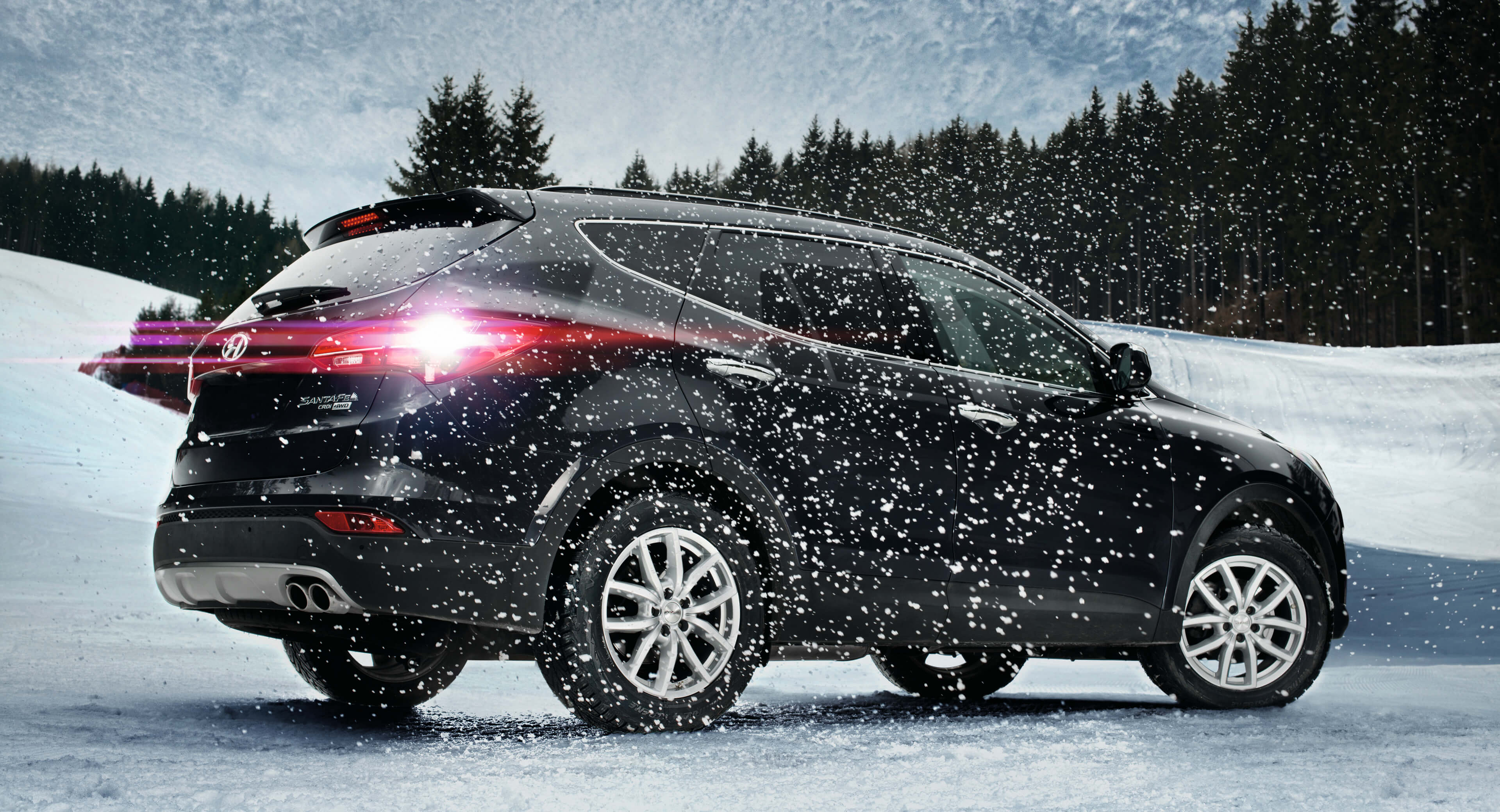 Hyundai Santa Fe DEZENT TE sportive alloy wheel SUV 