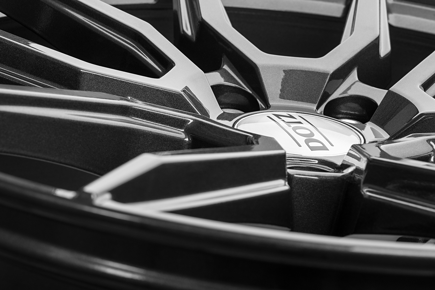 DOTZ Misano Grey Detail01