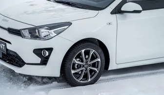 DEZENT KT dark KIA Rio side