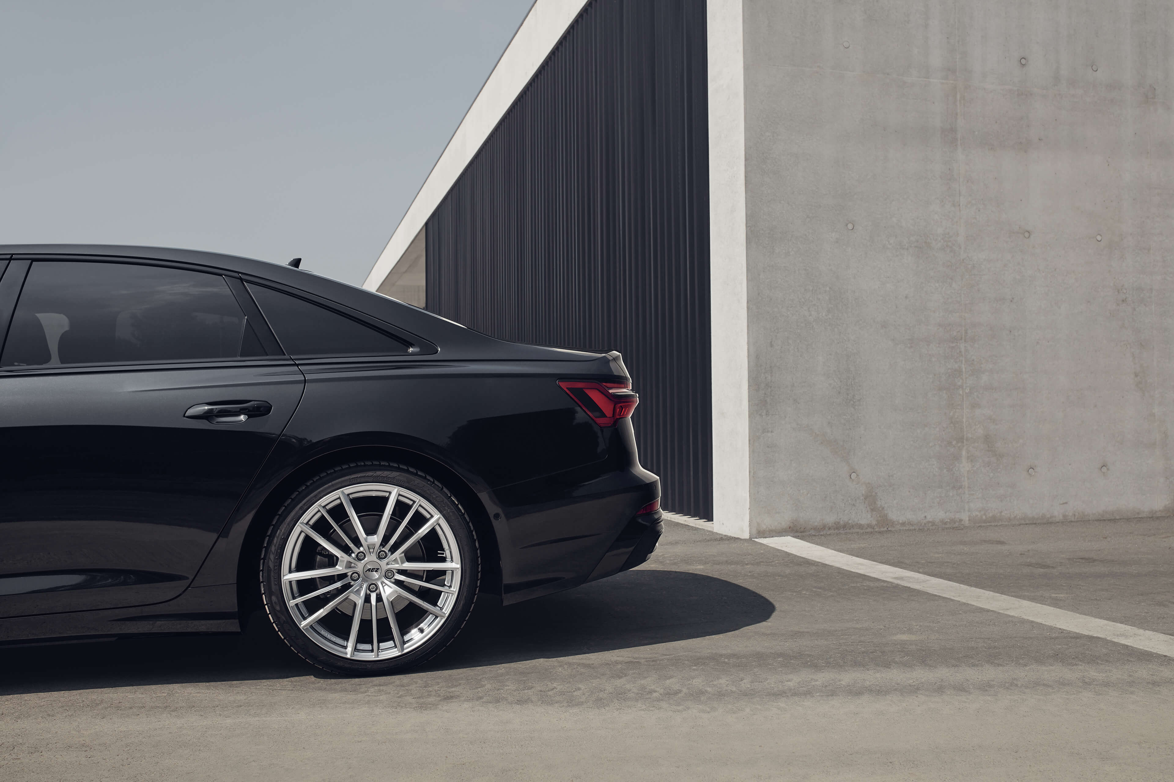 AEZ Kaiman high gloss Audi A6 rear