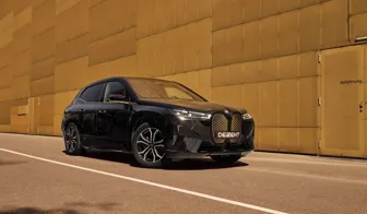 DEZENT TV dark BMW IX frontal