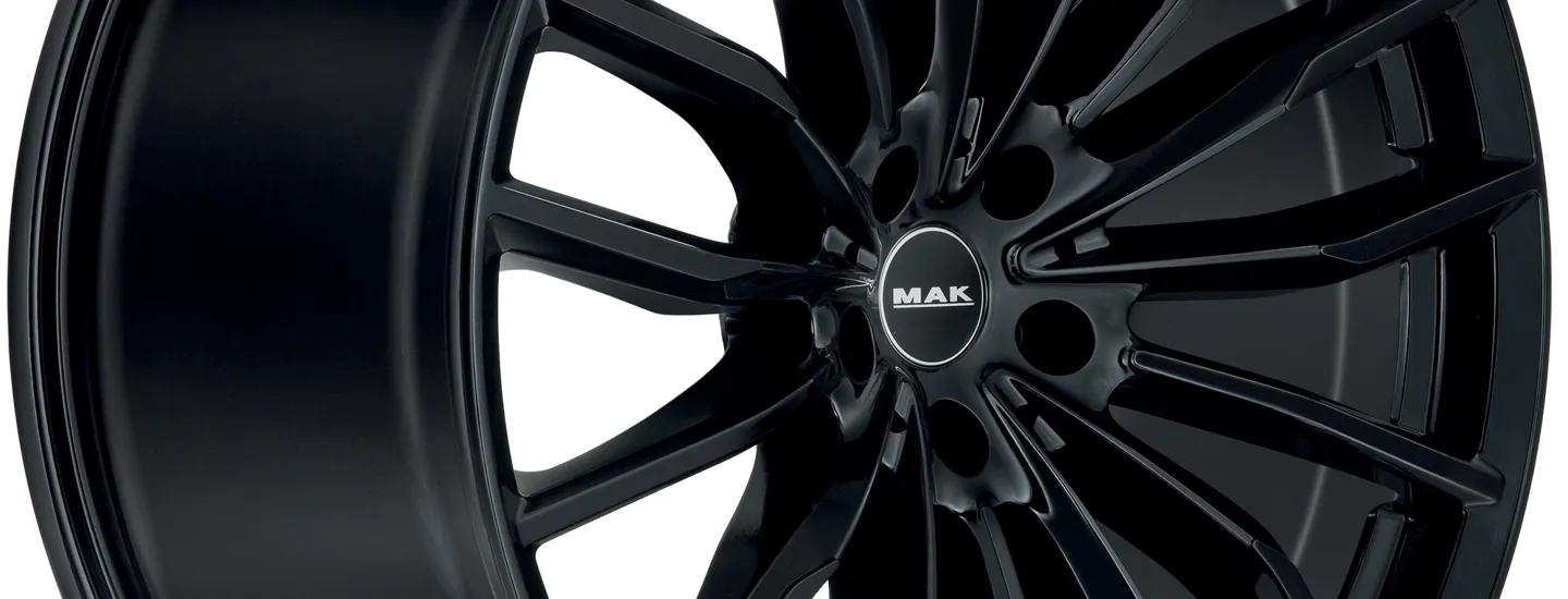 MAK Rapp D Gloss Black 3 4