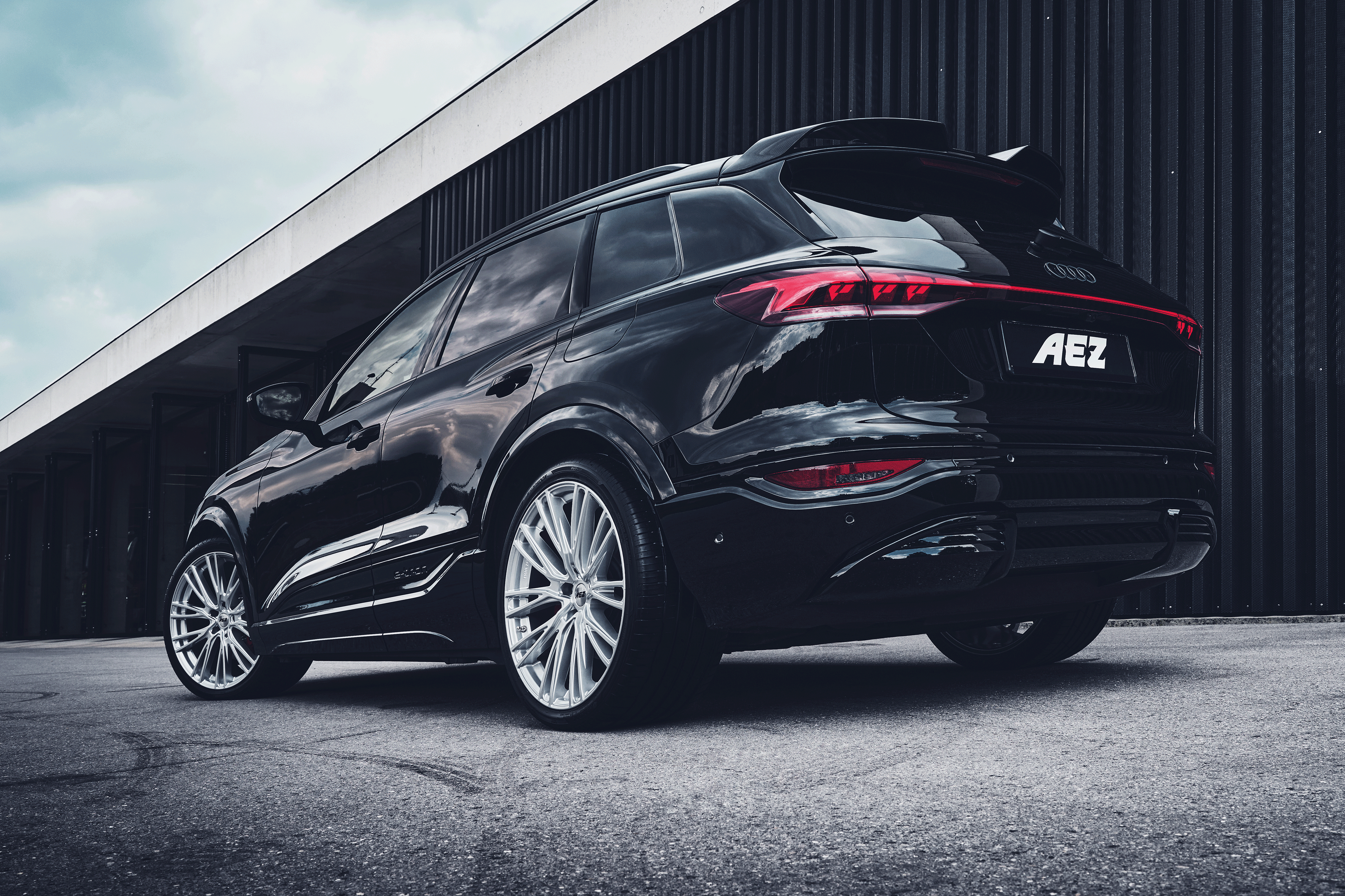 Gallerie Seattle Shine 2