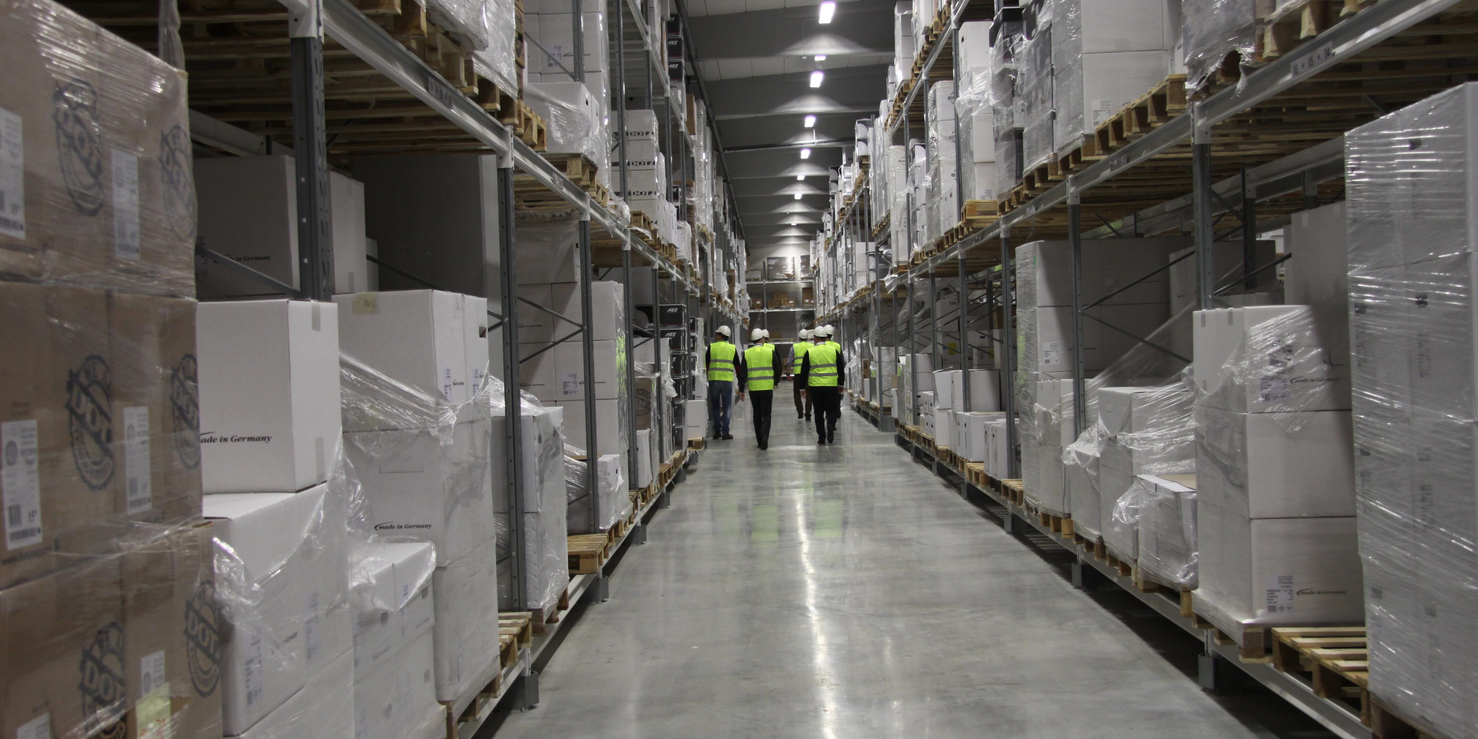 OCL Brorssons Fälgspecialisten Lager I Norrköping0050