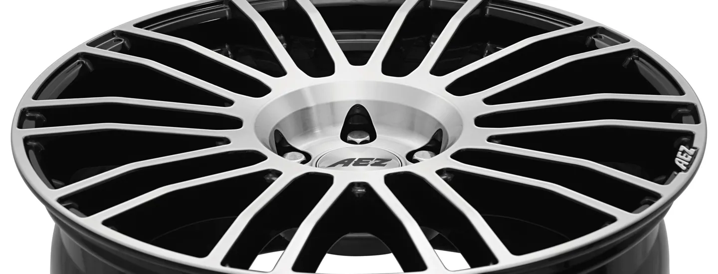 AEZ Strike alloy wheel 10-spoke-design full above