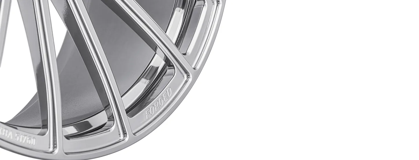 AEZ Steam forged alloy wheel detail spokes