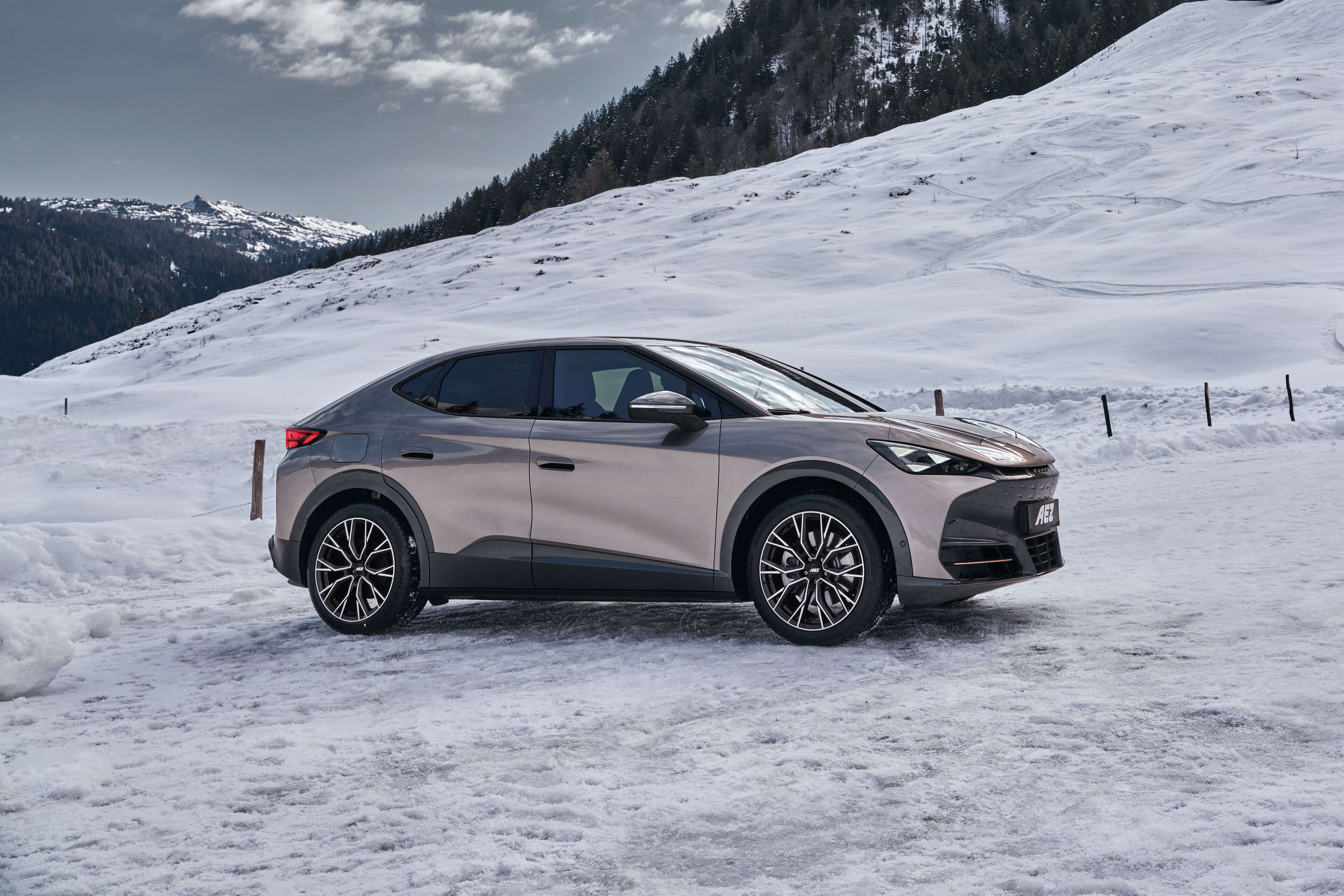 AEZ Toronto Dark 2 Gallery