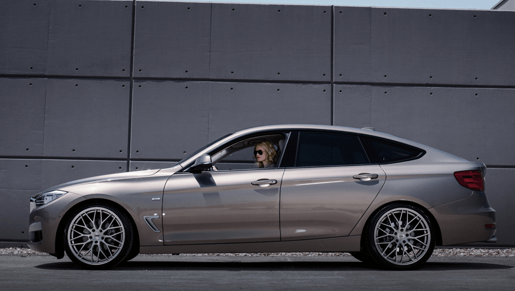 BMW 3GT AEZ Antigua high gloss wheel full side car view
