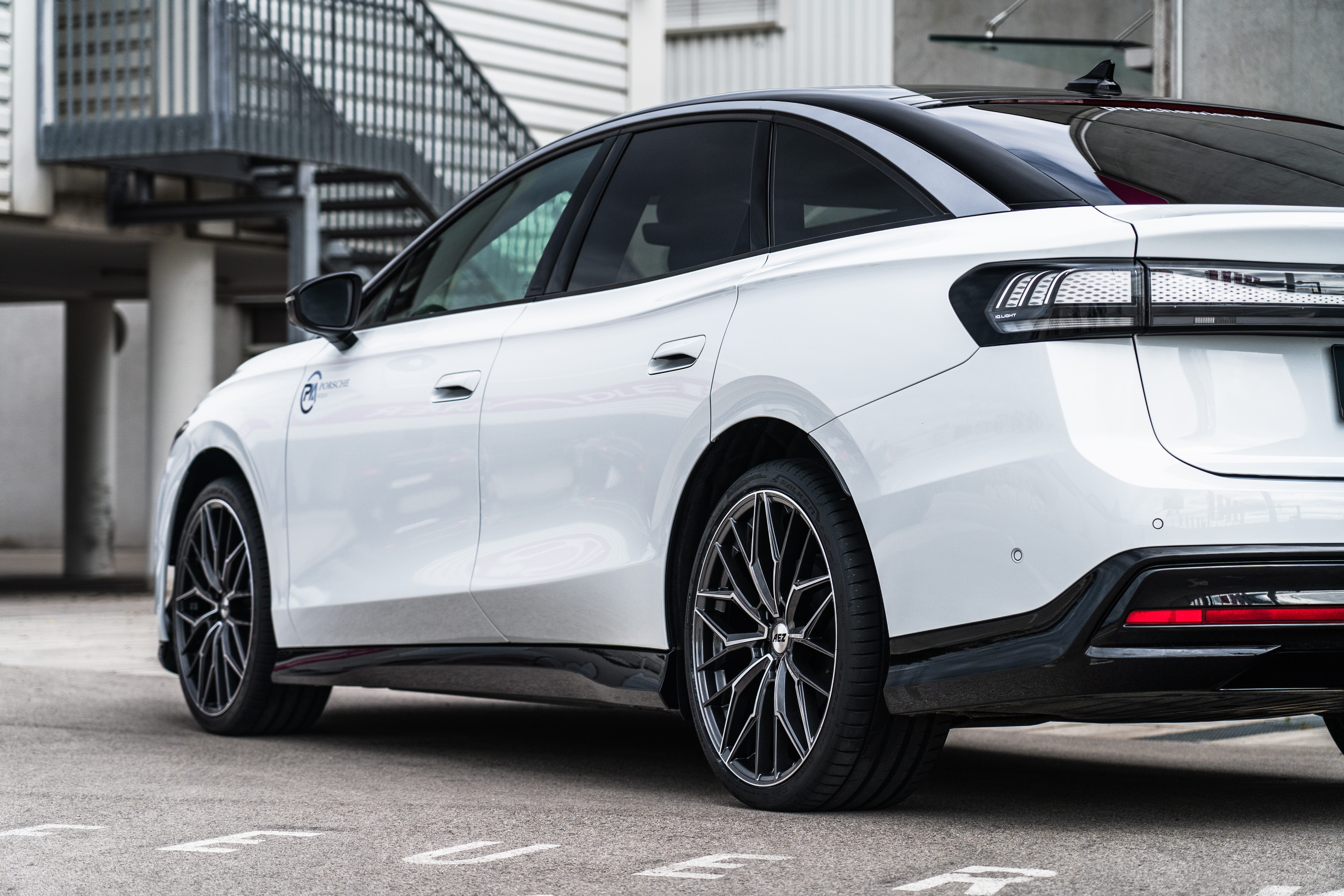 AEZ Porto Dark VW ID.7 Contentpic 03