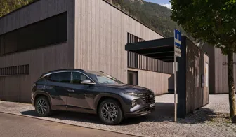 DEZENT KS graphite Hyundai Tucson side