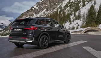 DEZENT KG Black BMW X5 rear