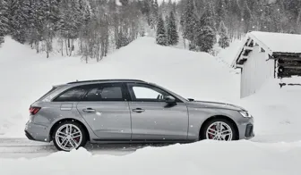 DEZENT TR silver AudiA4 Seite