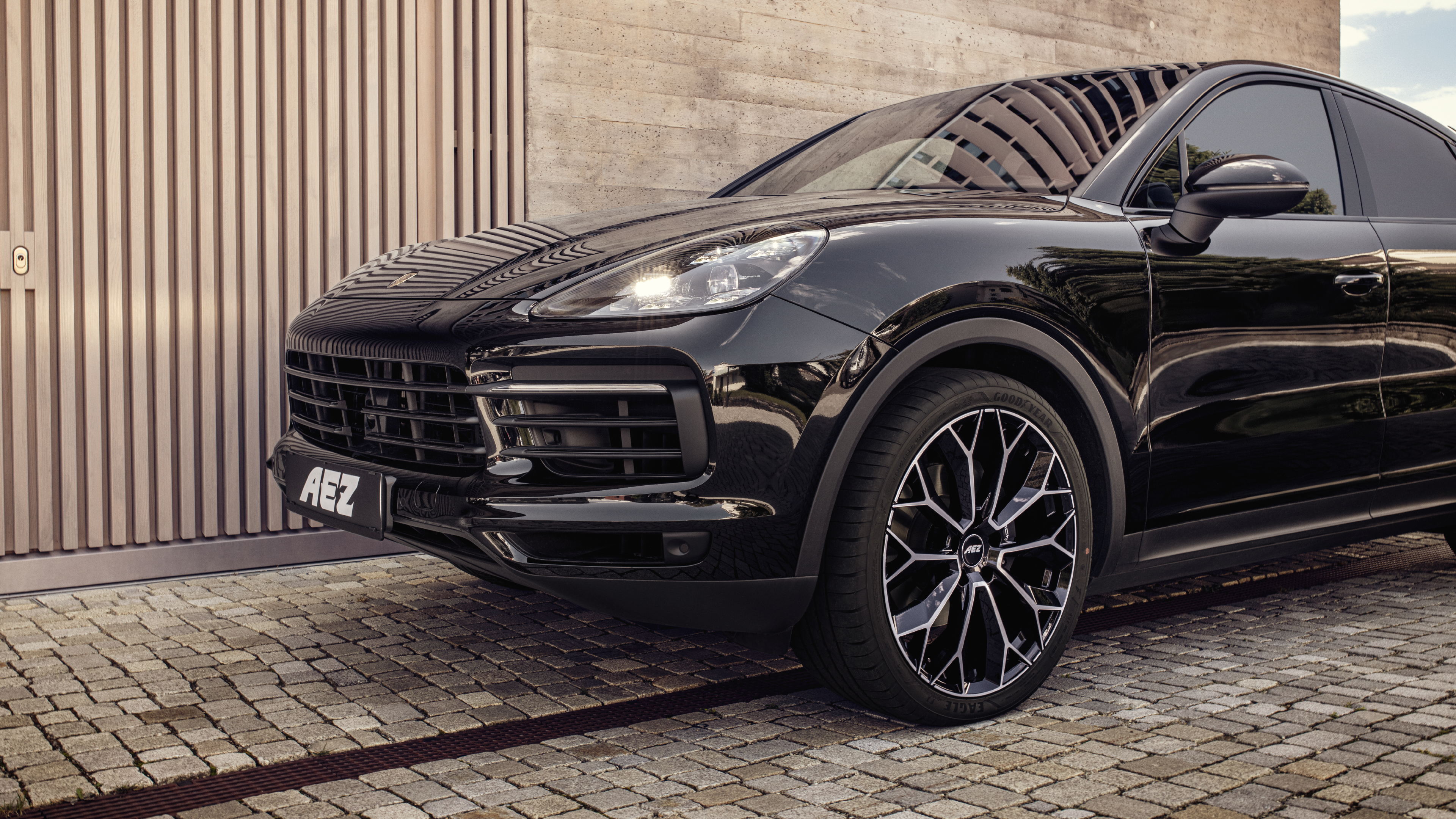 Porsche Cayenne med AEZ Leipzig fälgar från OCL Brorssons