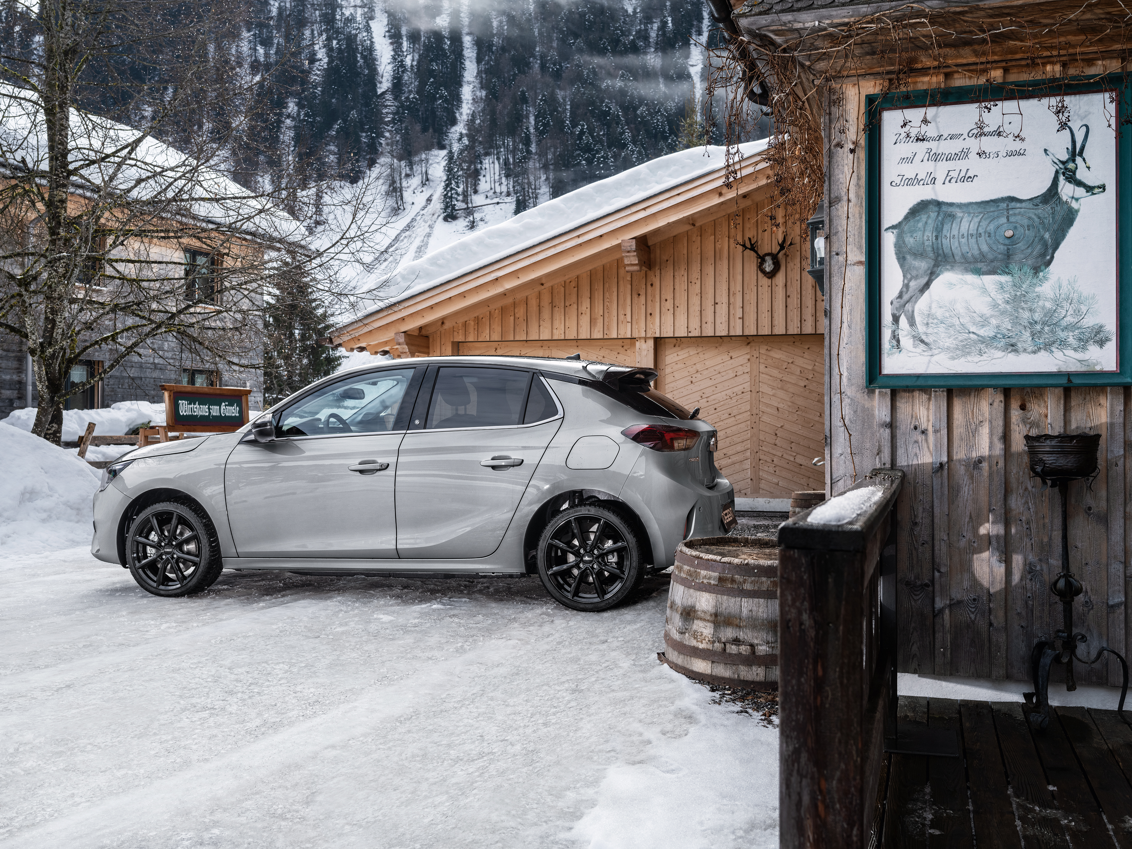 DEZENT TN Black auf Opel Corsa