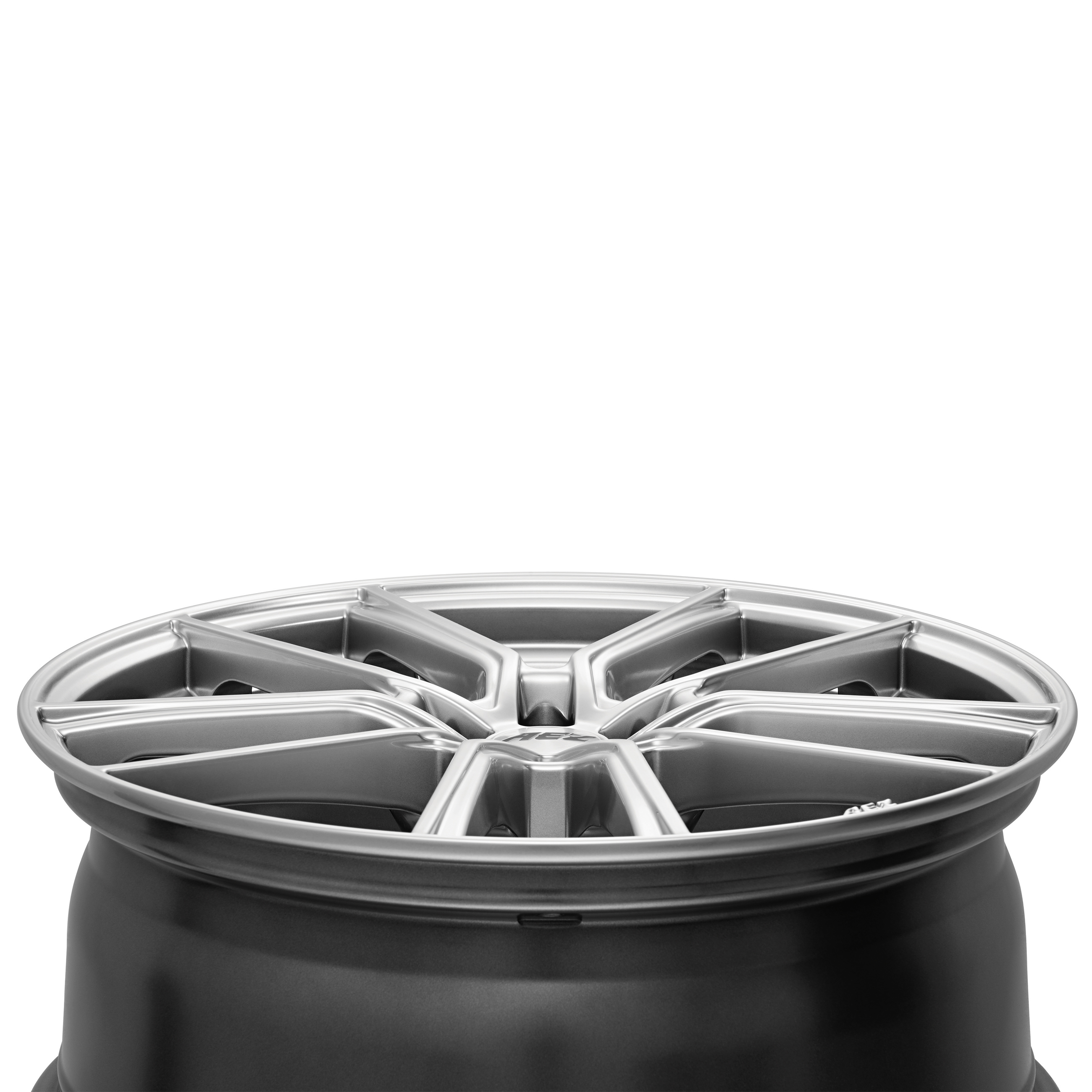 AEZ Raise high gloss alloy rim Y-spoke close up full above 