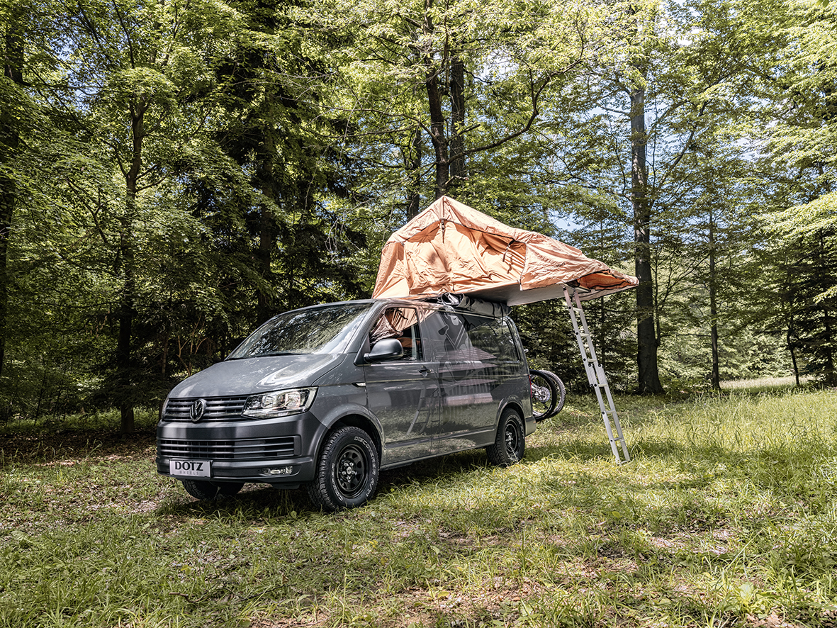 DOTZ 4X4 Dakar Dark Camper VWT6 Imagepic01