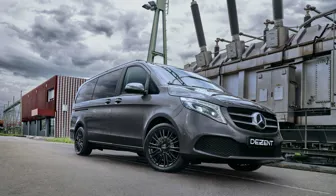 DEZENT KE black Mercedes V front