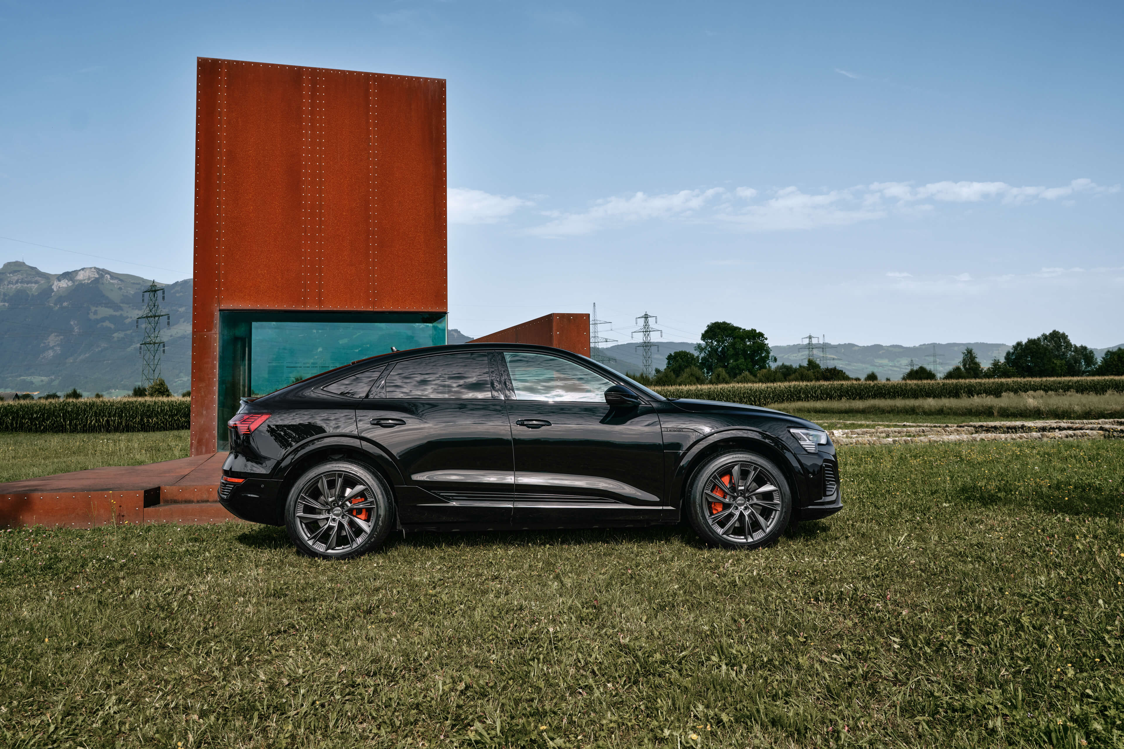 AEZ Havanna grey Audi SQ8 e-tron Seite