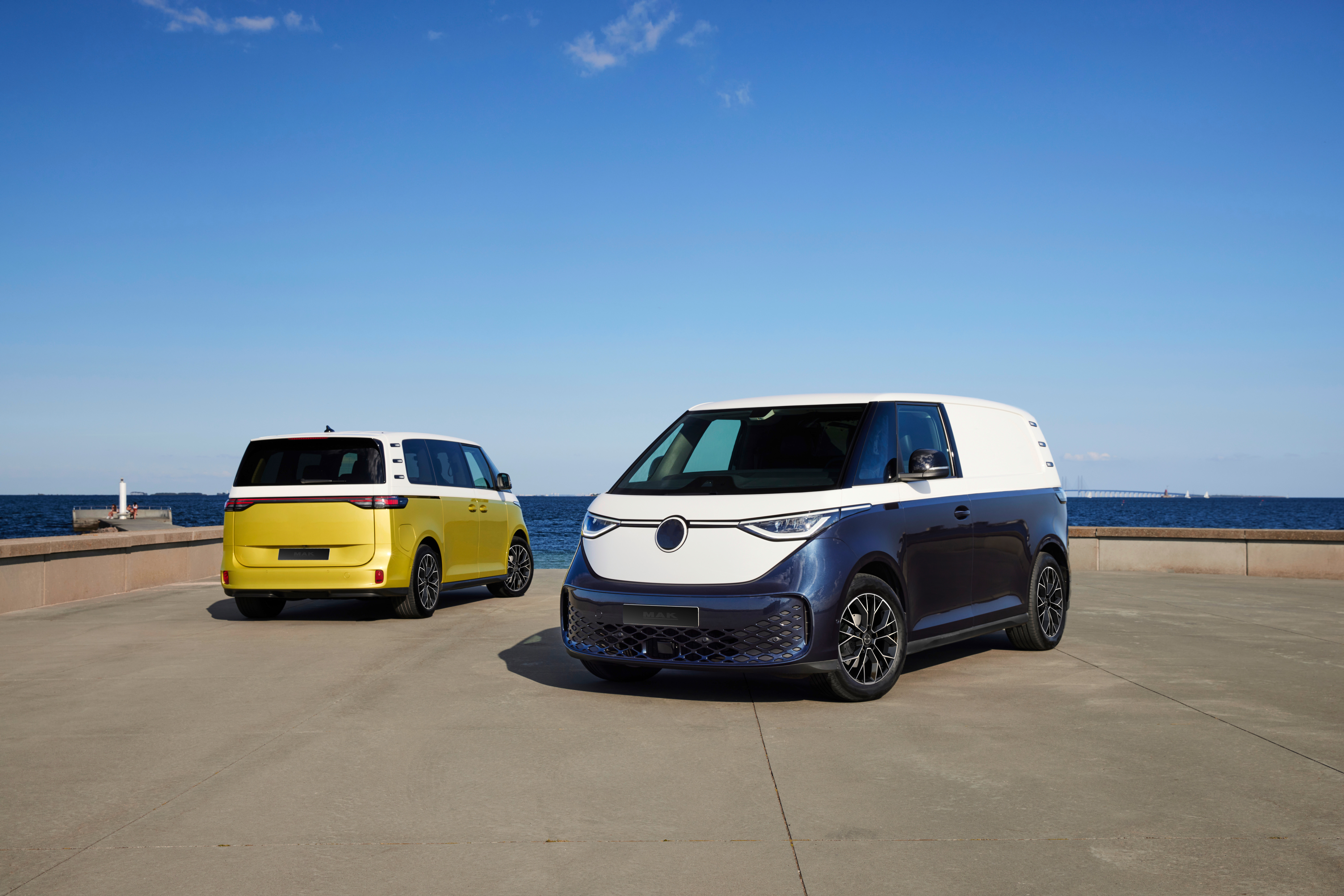 Volkswagen Idbuzz M1 Eb Stilo Black Mirror Cust 0000