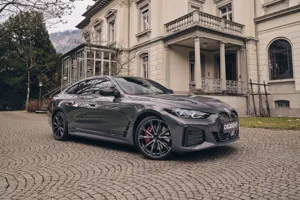 DEZENT AR dark BMW i4 front