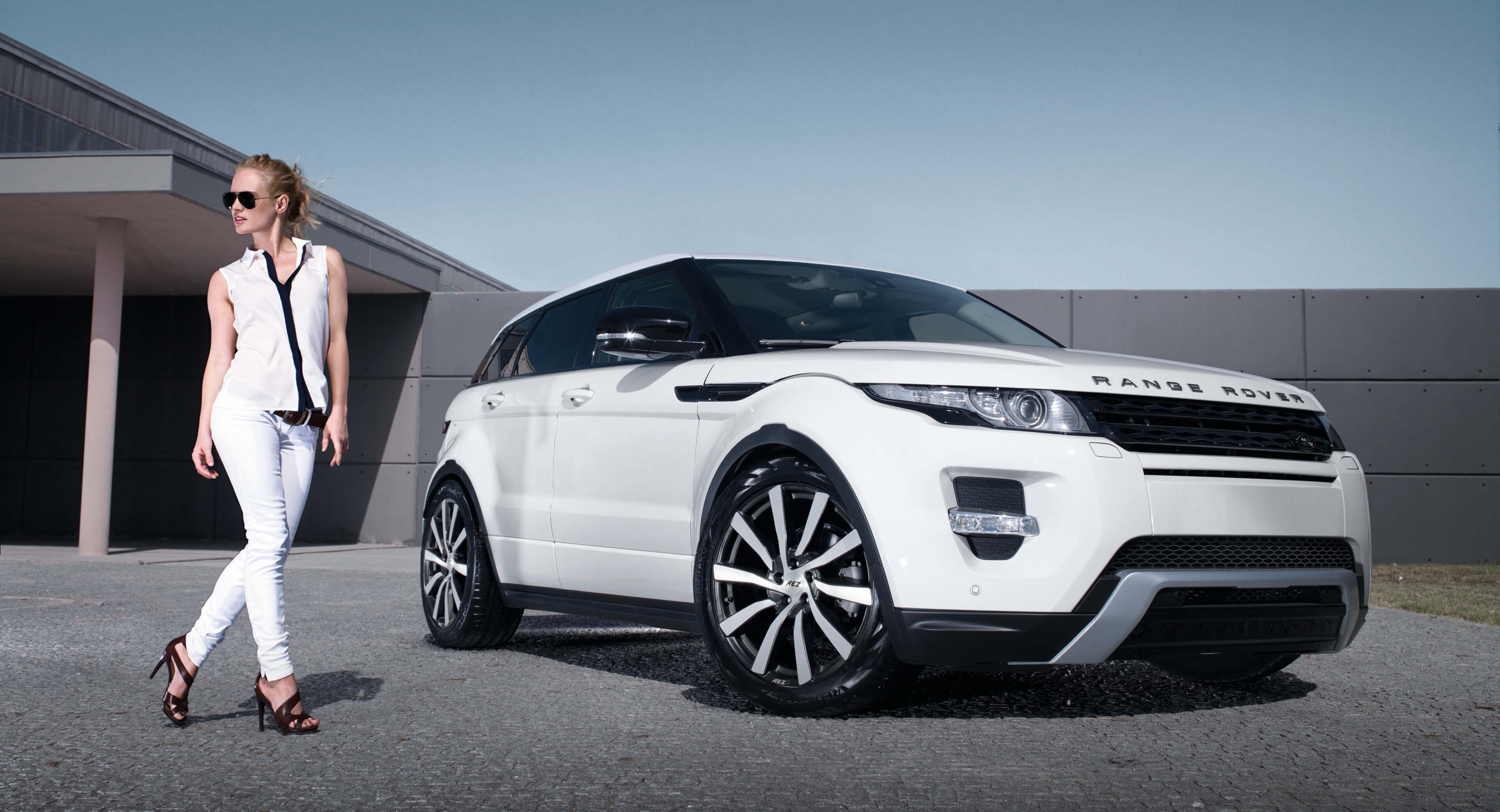 AEZ Reef SUV alloy wheel Range Rover Evoque 19" 20"