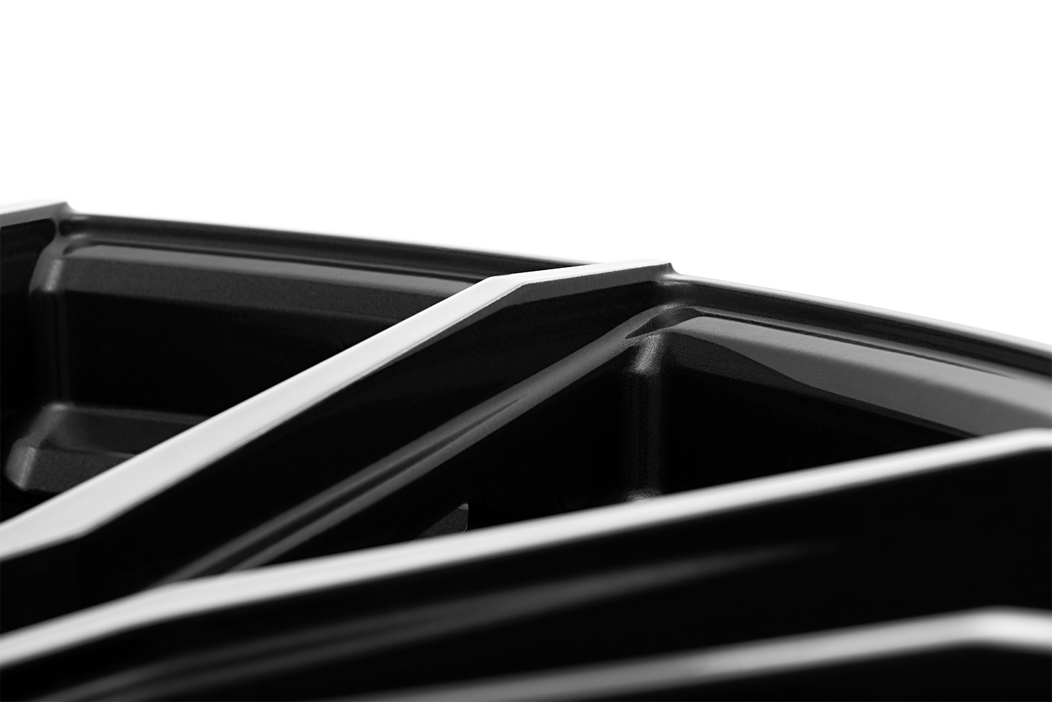 DOTZ Misano dark Alufelge Kreuzspeiche Detail Zoom