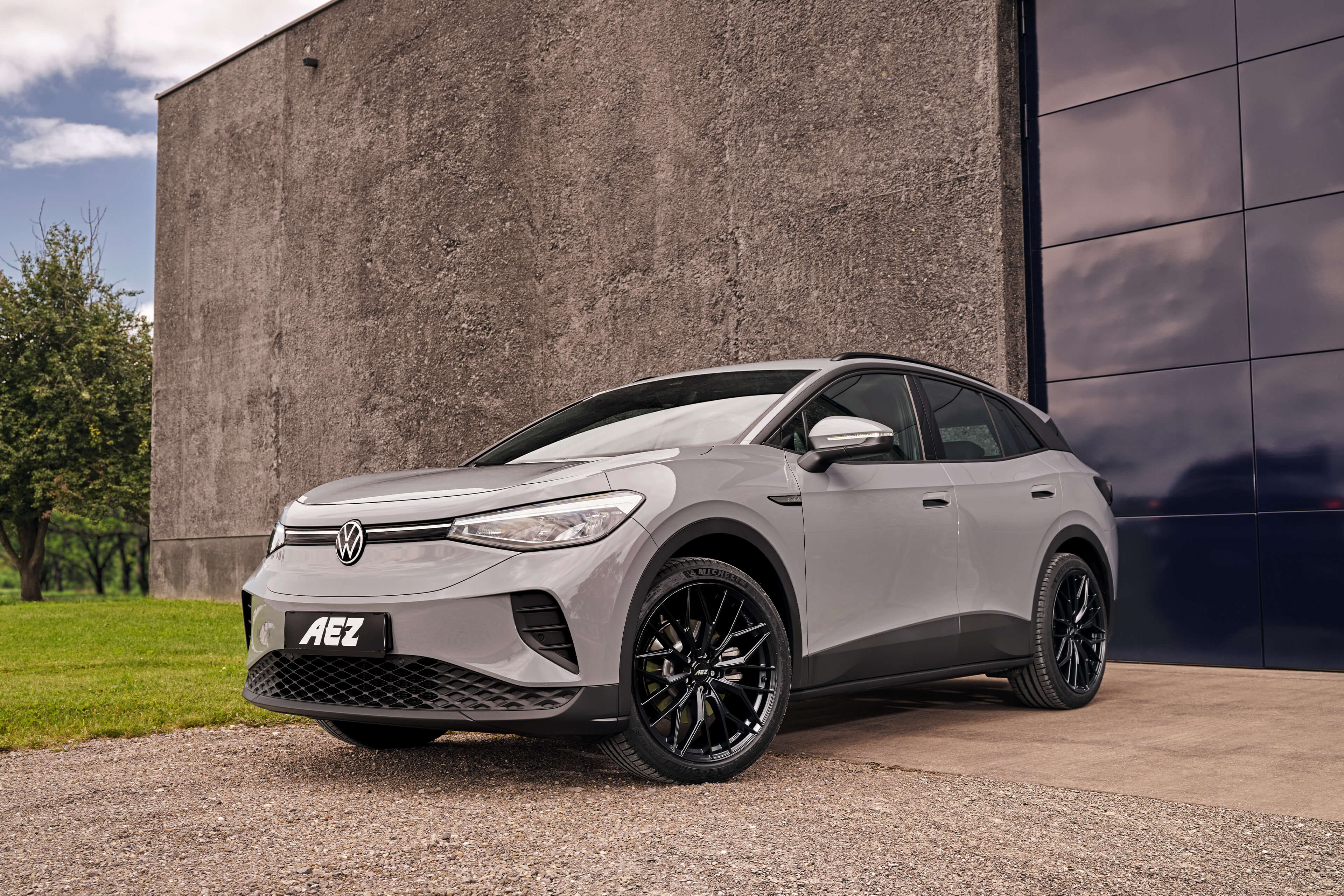 AEZ Porto black VM ID4 front