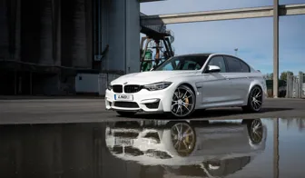 BMW M3 Med LND R10 03