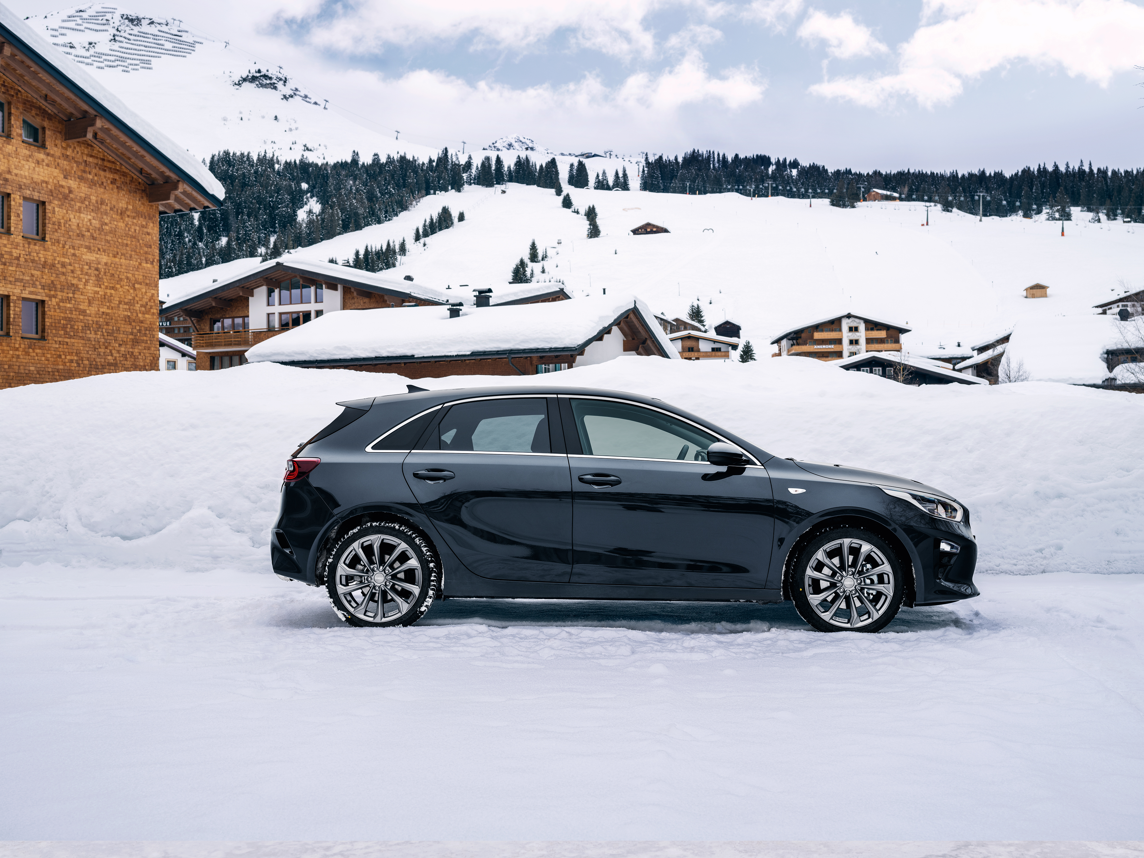 DEZENT KS Graphite Kia Ceed Winterpic02