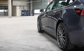 AEZ Steam Tesla Model 3