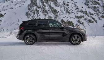 DEZENT KG Dark BMW X5 side