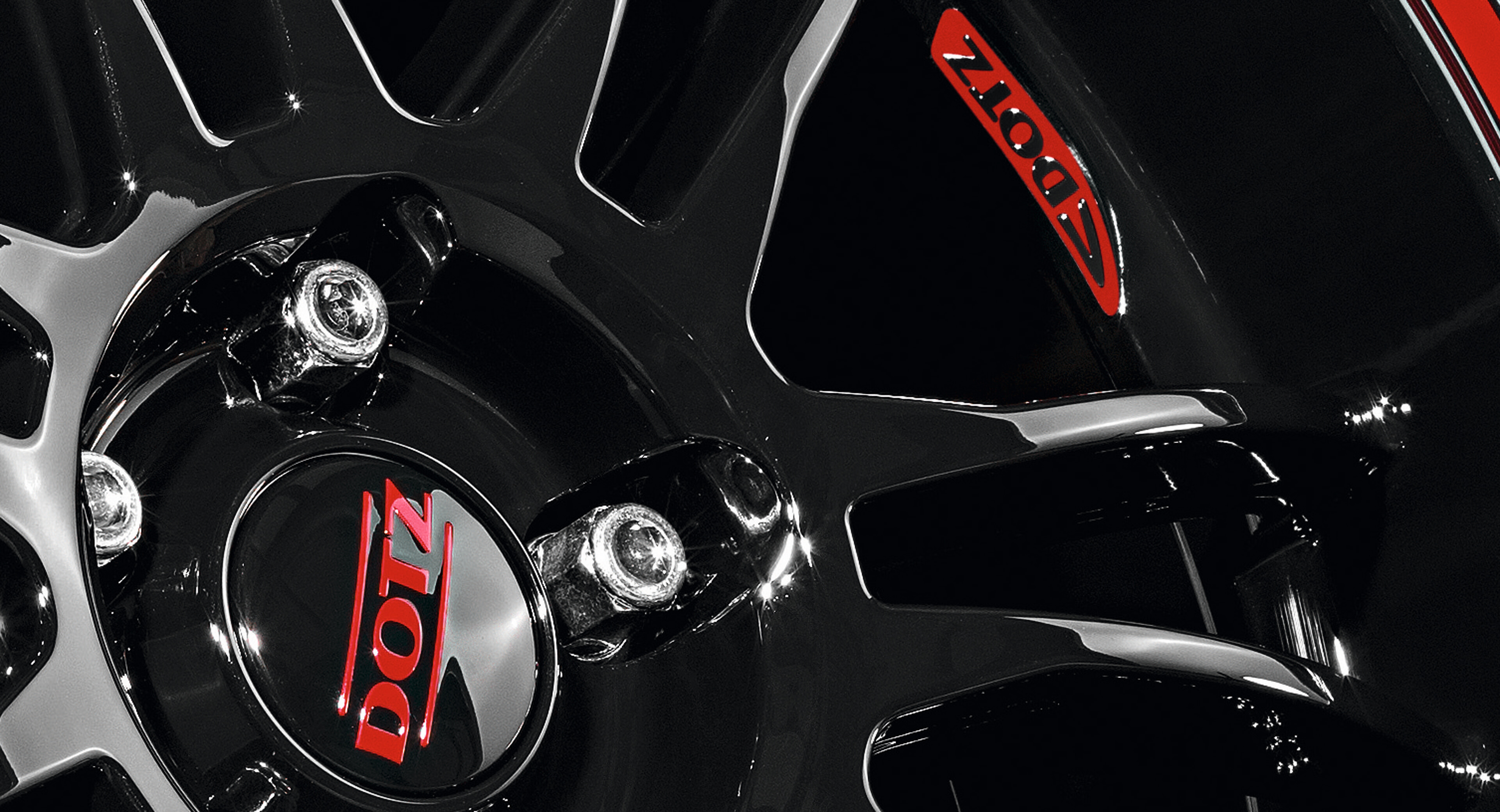 DOTZ Shift pinstripe red detail