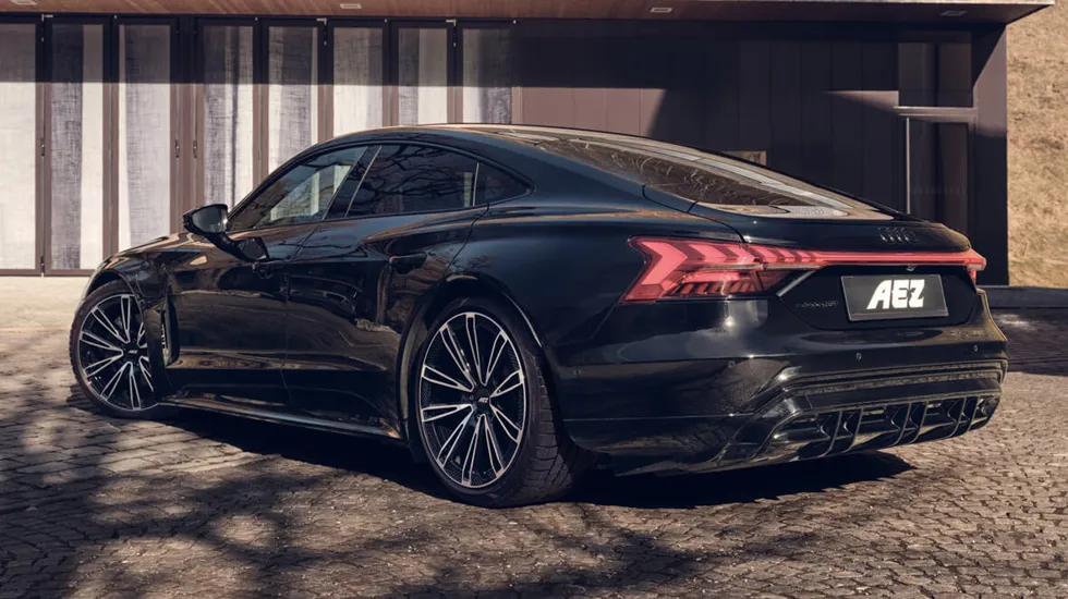 Aezbildhavanna Dark Mercedes EQE AMG Imagepic05