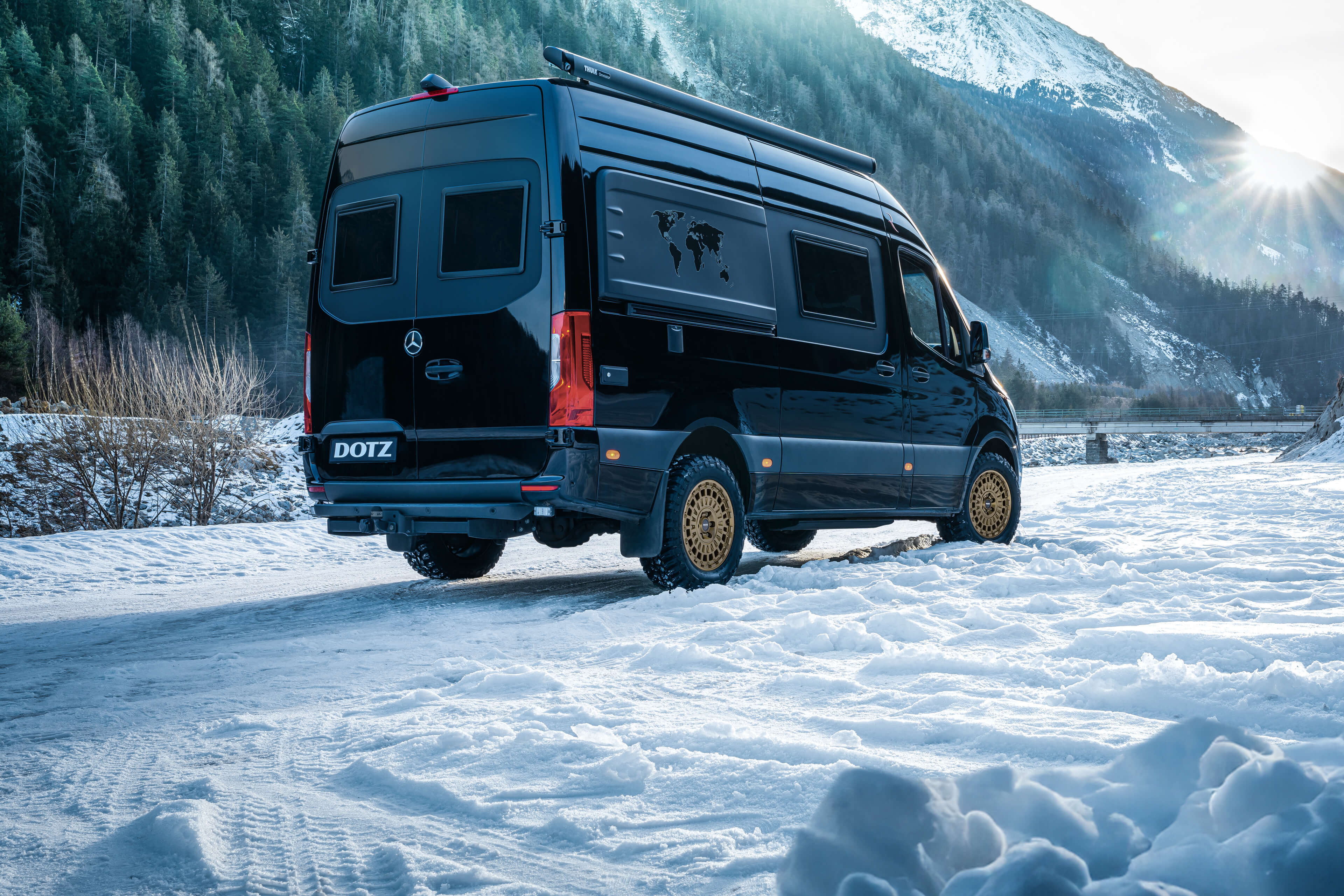 DOTZ 4x4 Talara bronze Mercedes Sprinter rear