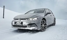 Volkswagen Golf VIII Med AEZ Tioga Titan Fälgar Från OCL Brorssons 01