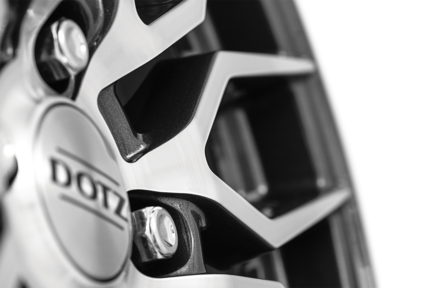 DOTZ LimeRock dark detail