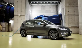 DEZENT TY Graphite VW Egolf Imapgepic01