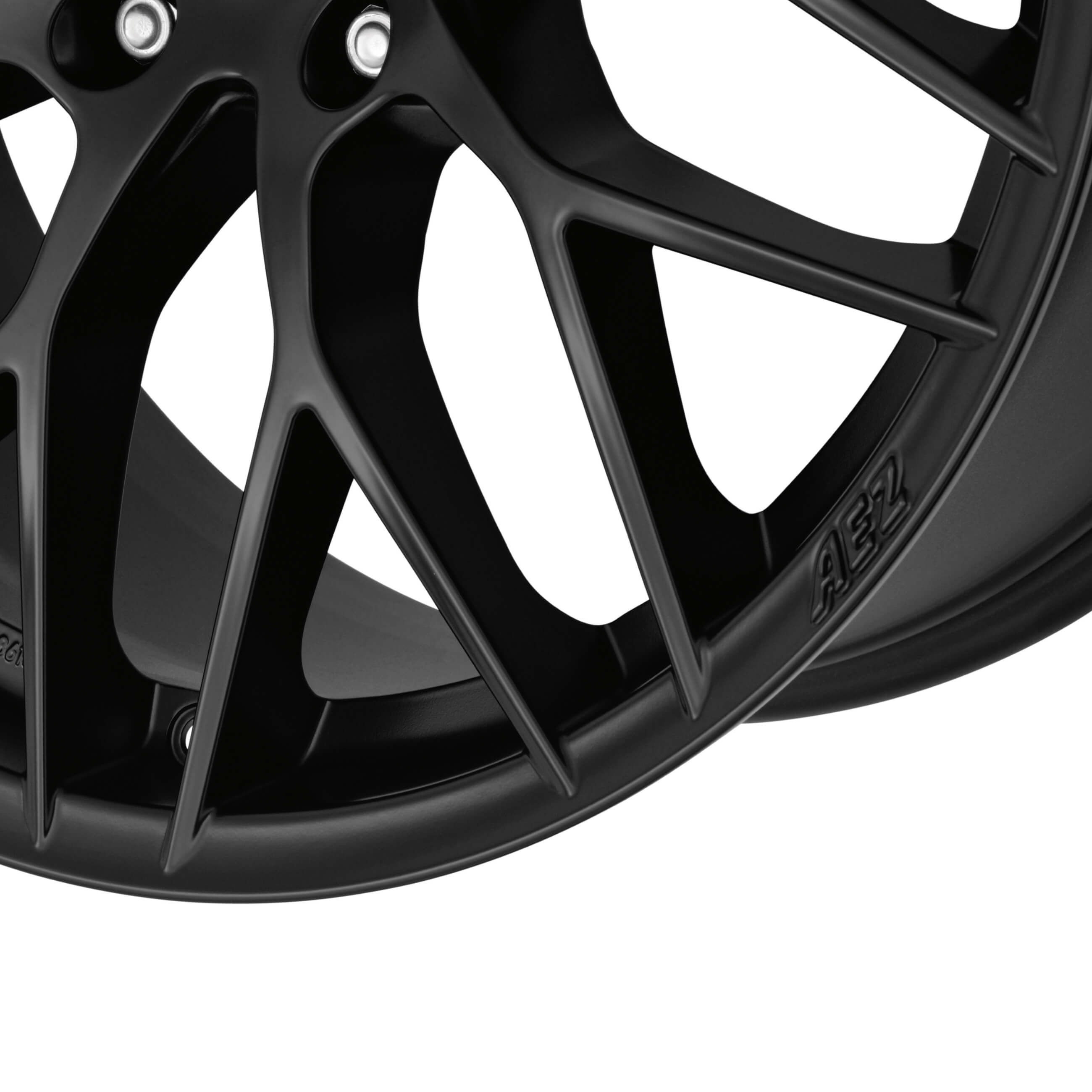 AEZ Antigua dark alloy rim detail above cross-spoke