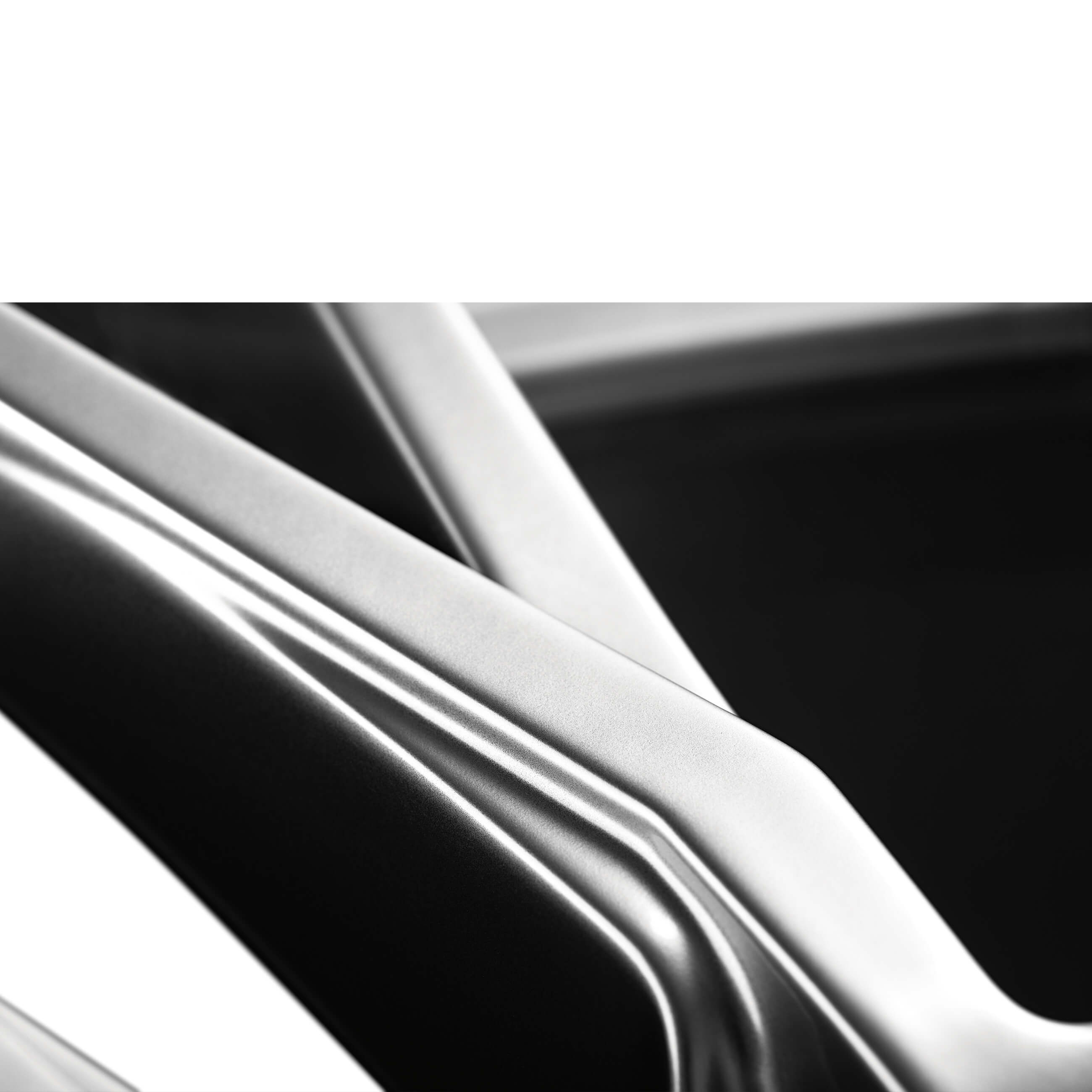 AEZ Panama high gloss alloy rim sportive elegant gunmetal-frontpolished