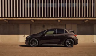 DEZENT TO black Cupra Born side