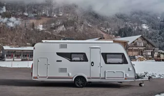 DEZENT TV-Trailer black Caravan Seite